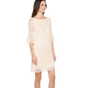 Vince camuto  peach lace bell sleeve dress size 2